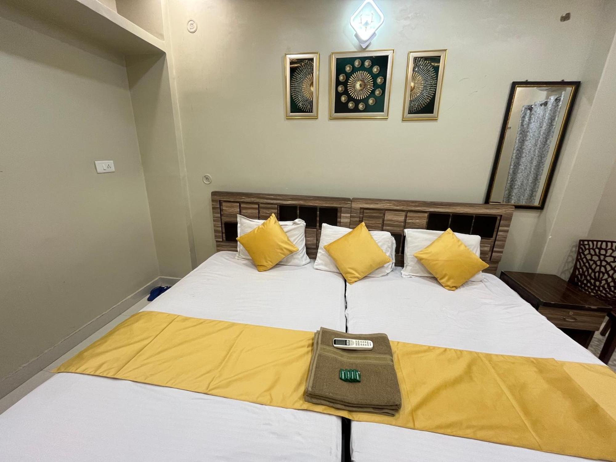 Shiv Balaji Guest House — Photos 1